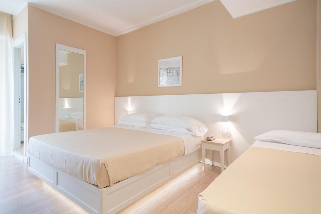 Hotel Bristol Cattolica Eksteriør bilde