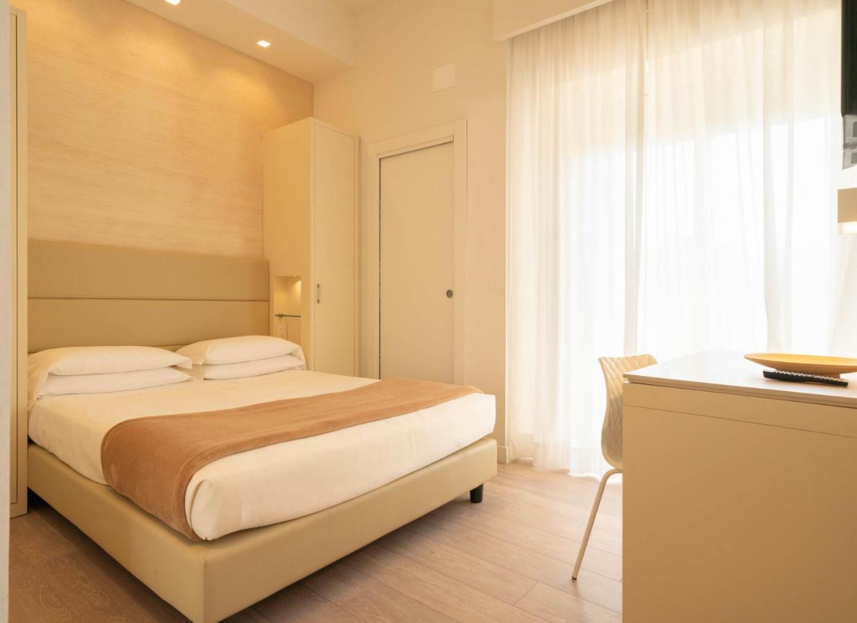 Hotel Bristol Cattolica Eksteriør bilde