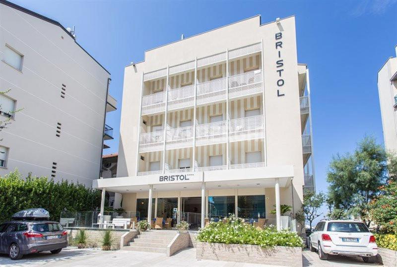 Hotel Bristol Cattolica Eksteriør bilde