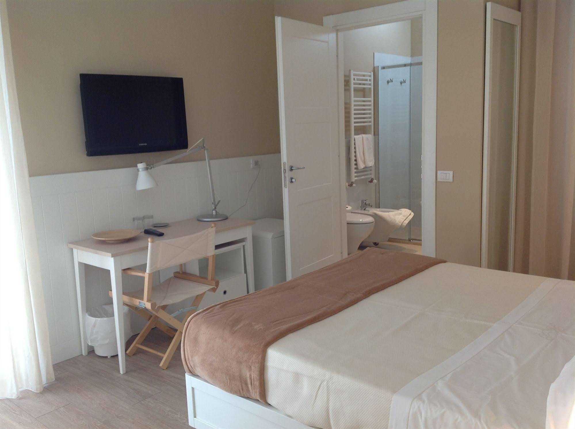 Hotel Bristol Cattolica Eksteriør bilde