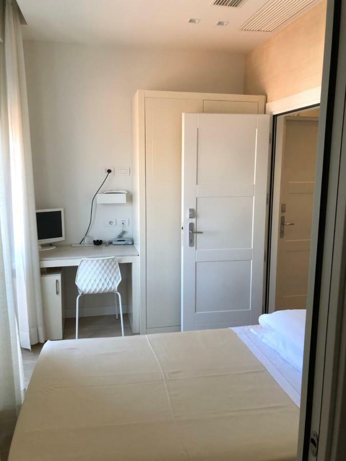 Hotel Bristol Cattolica Eksteriør bilde